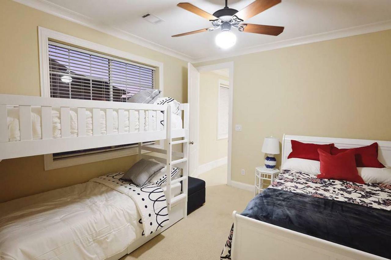 Downtown Museum District, Zoo, Parks, Nightlife! - Detering Appartement Houston Buitenkant foto