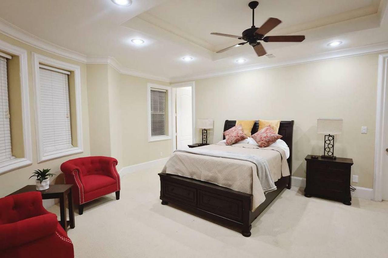 Downtown Museum District, Zoo, Parks, Nightlife! - Detering Appartement Houston Buitenkant foto