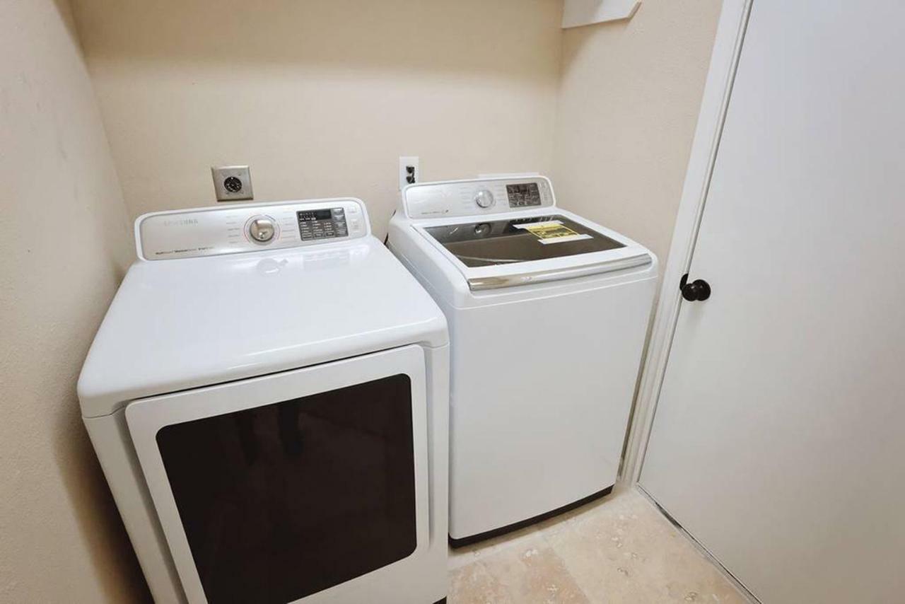 Downtown Museum District, Zoo, Parks, Nightlife! - Detering Appartement Houston Buitenkant foto