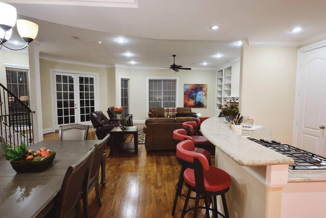 Downtown Museum District, Zoo, Parks, Nightlife! - Detering Appartement Houston Buitenkant foto